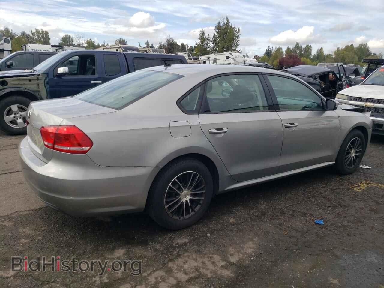 2012 VOLKSWAGEN PASSAT - VIN: 1VWAP7A30CC078943 - Фото 3