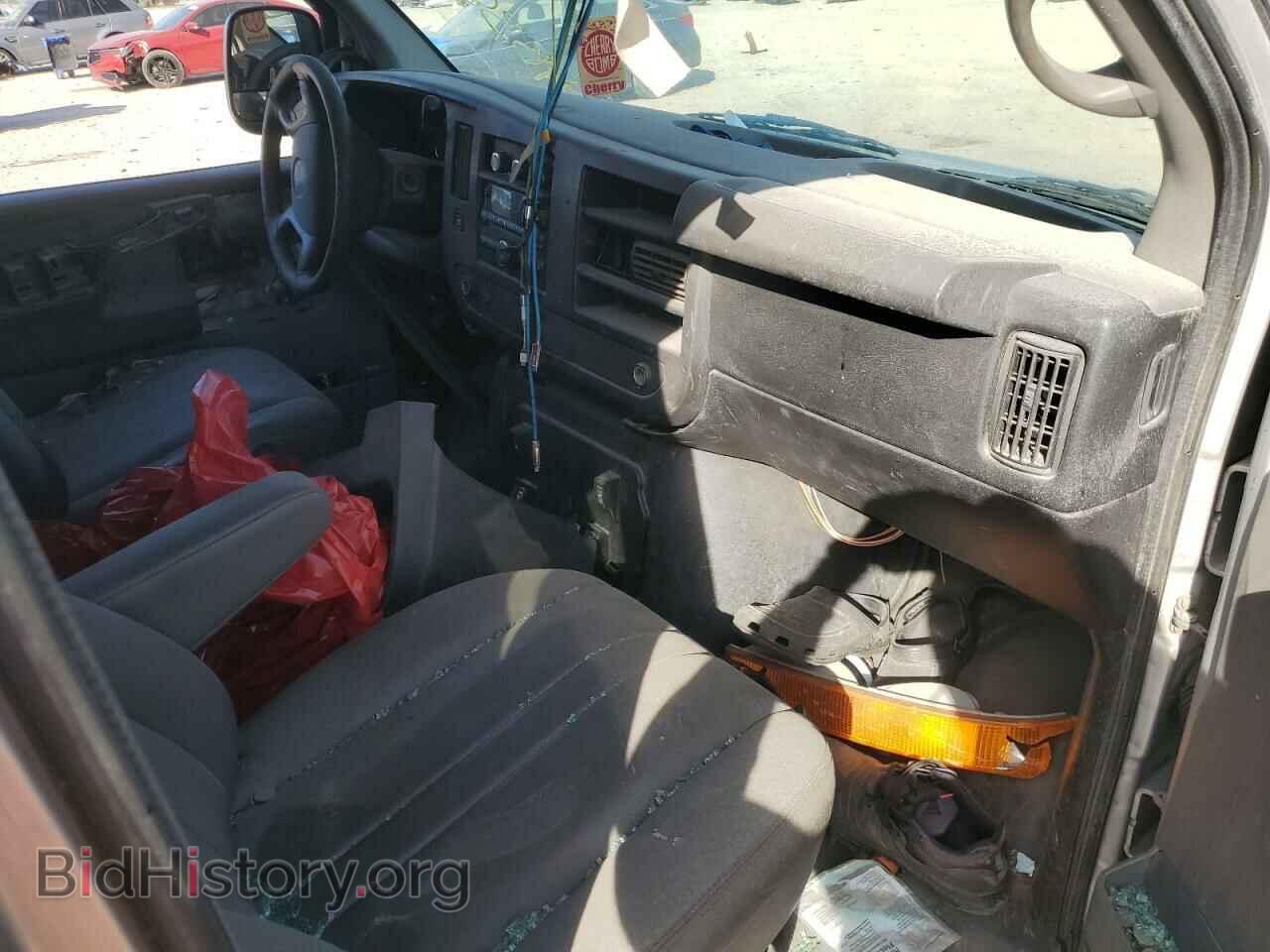 2014 GMC SAVANA - VIN: 1GTS7AF44E1109552 - Фото 8