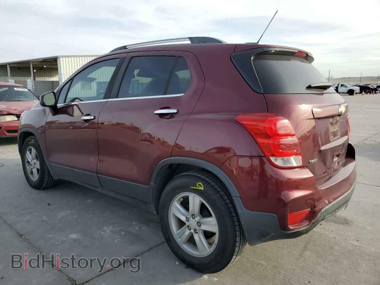 2017 CHEVROLET TRAX - VIN: 3GNCJLSB3HL220894 - Фото 2