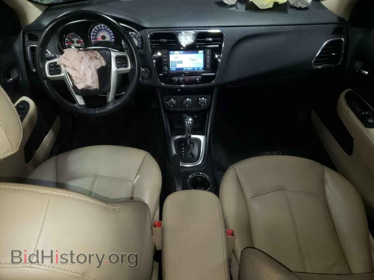 2011 CHRYSLER 200 - VIN: 1C3BC2FB3BN582951 - Фото 8