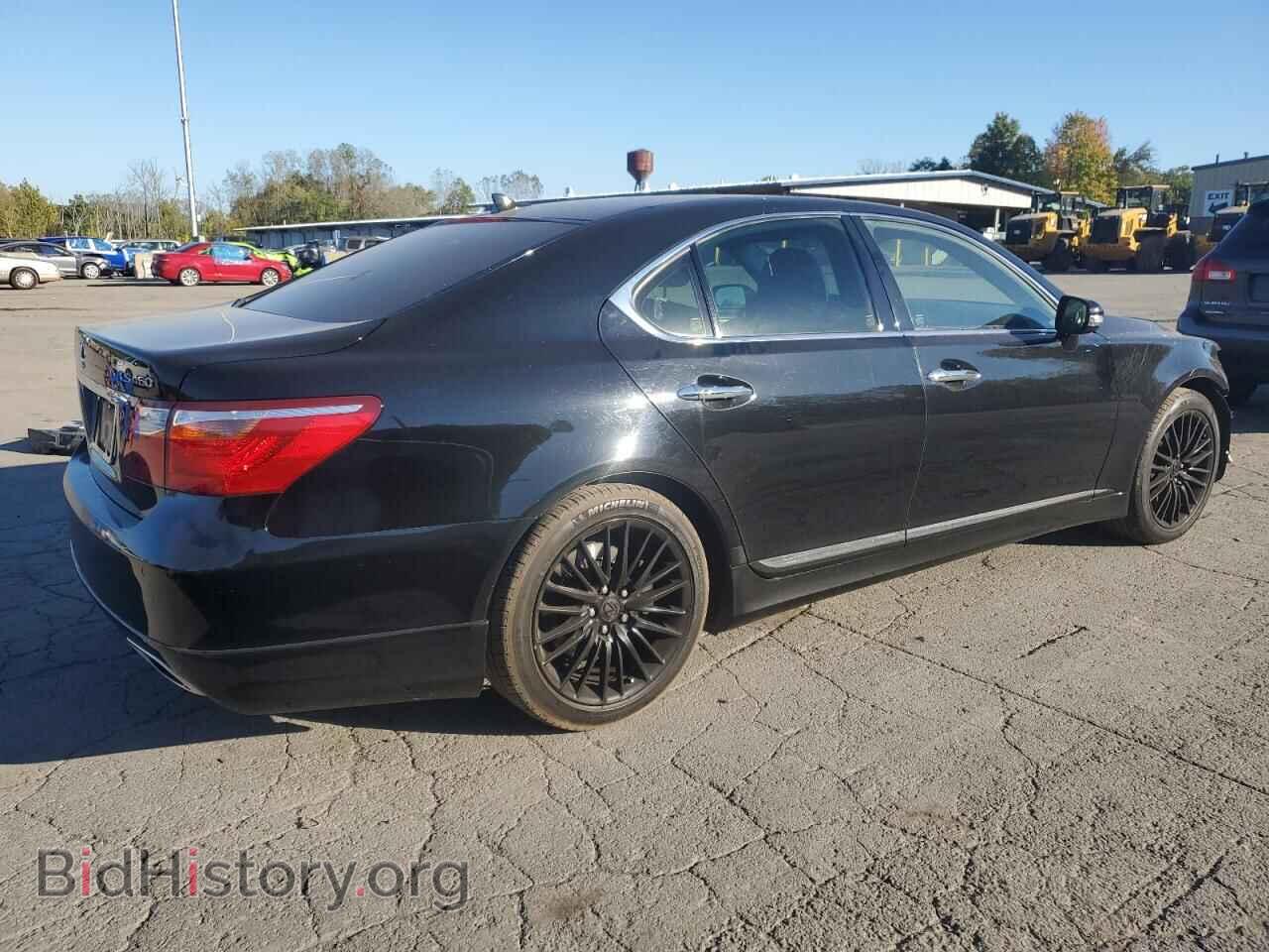 2012 LEXUS LS460 - VIN: JTHBL5EF8C5111413 - Photo 3