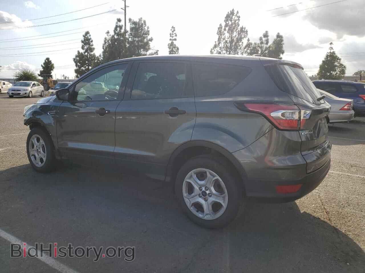2017 FORD ESCAPE - VIN: 1FMCU0F74HUB81352 - Фото 2