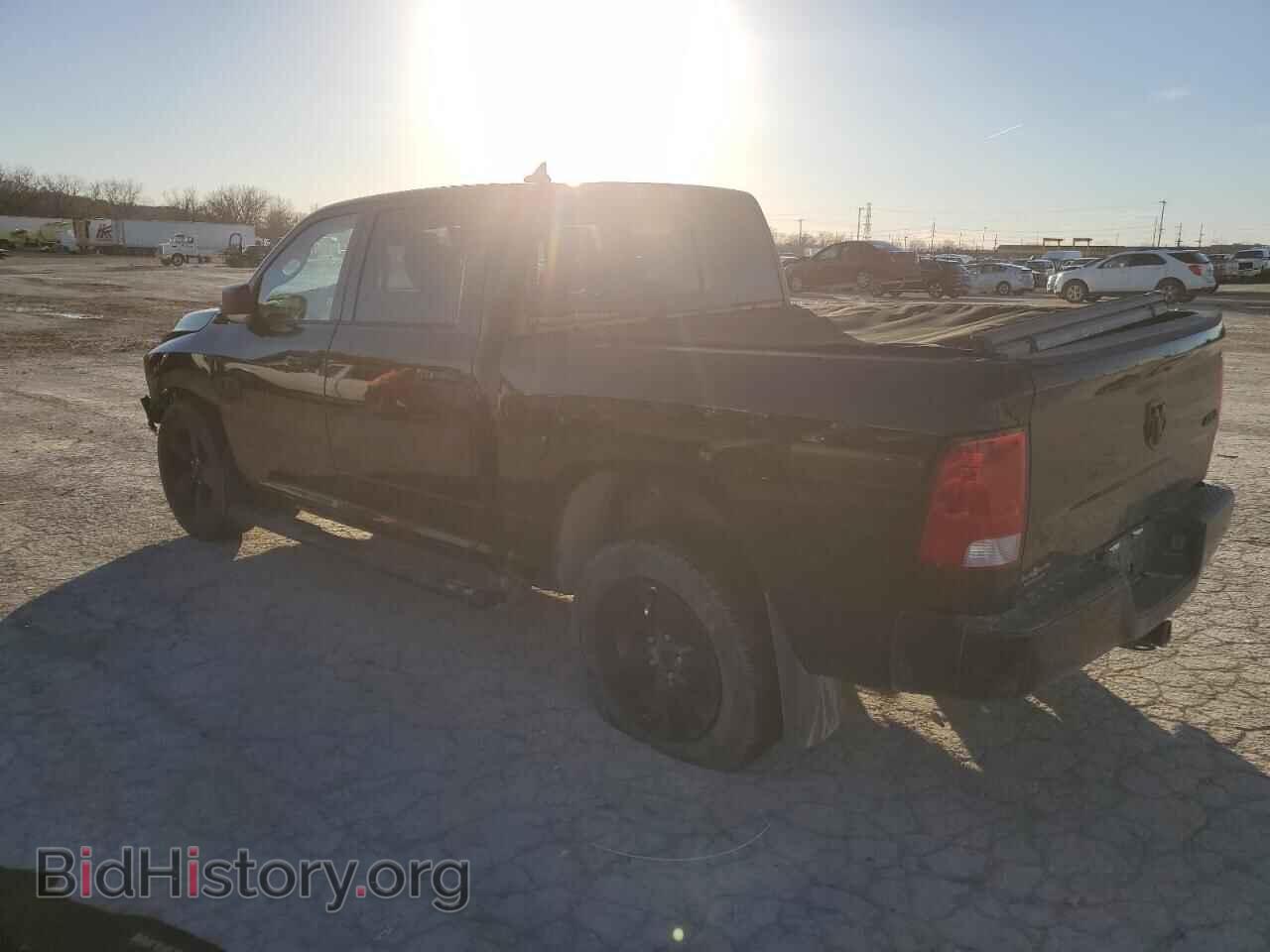 2019 RAM 1500 - VIN: 1C6RR7LGXKS734397 - Фото 2