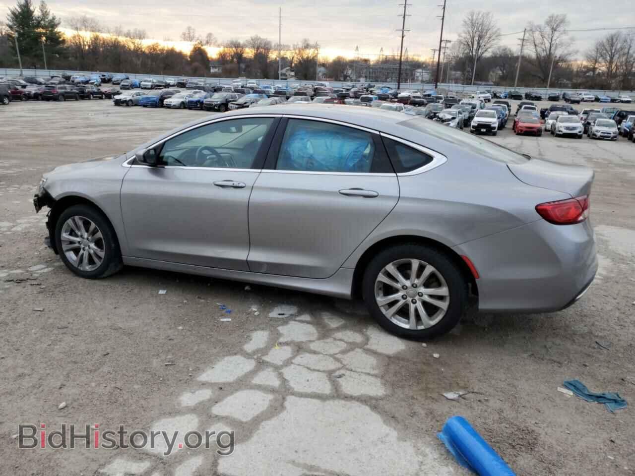 2015 CHRYSLER 200 - VIN: 1C3CCCAB1FN600774 - Фото 2