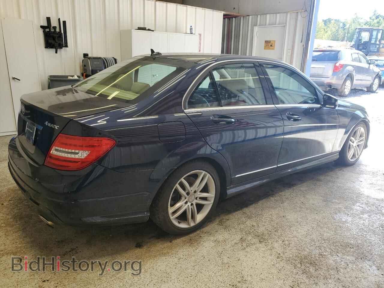 2012 MERCEDES-BENZ C-CLASS - VIN: WDDGF8BB2CR228551 - Photo 3