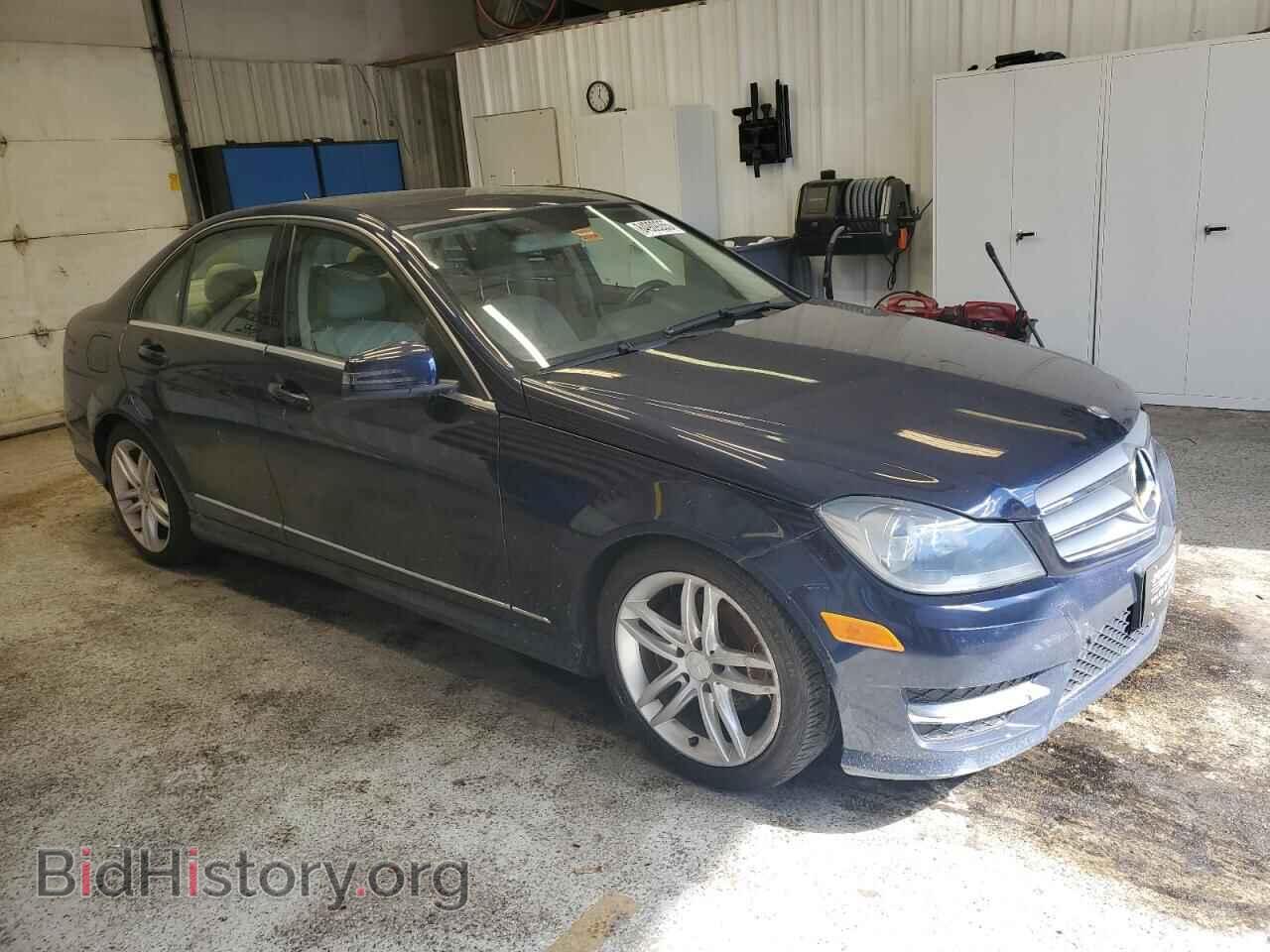 2012 MERCEDES-BENZ C-CLASS - VIN: WDDGF8BB2CR228551 - Photo 4