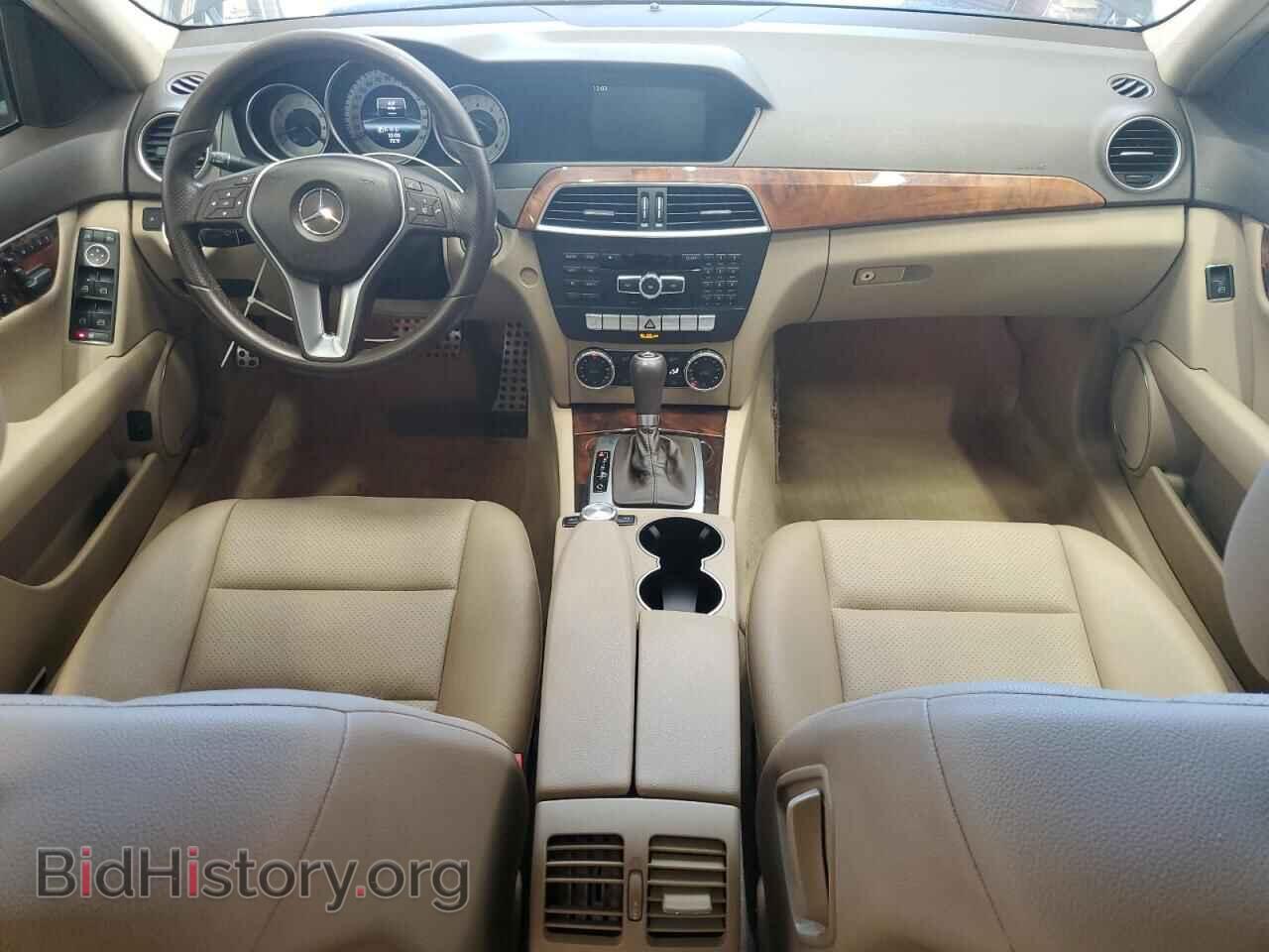 2012 MERCEDES-BENZ C-CLASS - VIN: WDDGF8BB2CR228551 - Photo 8