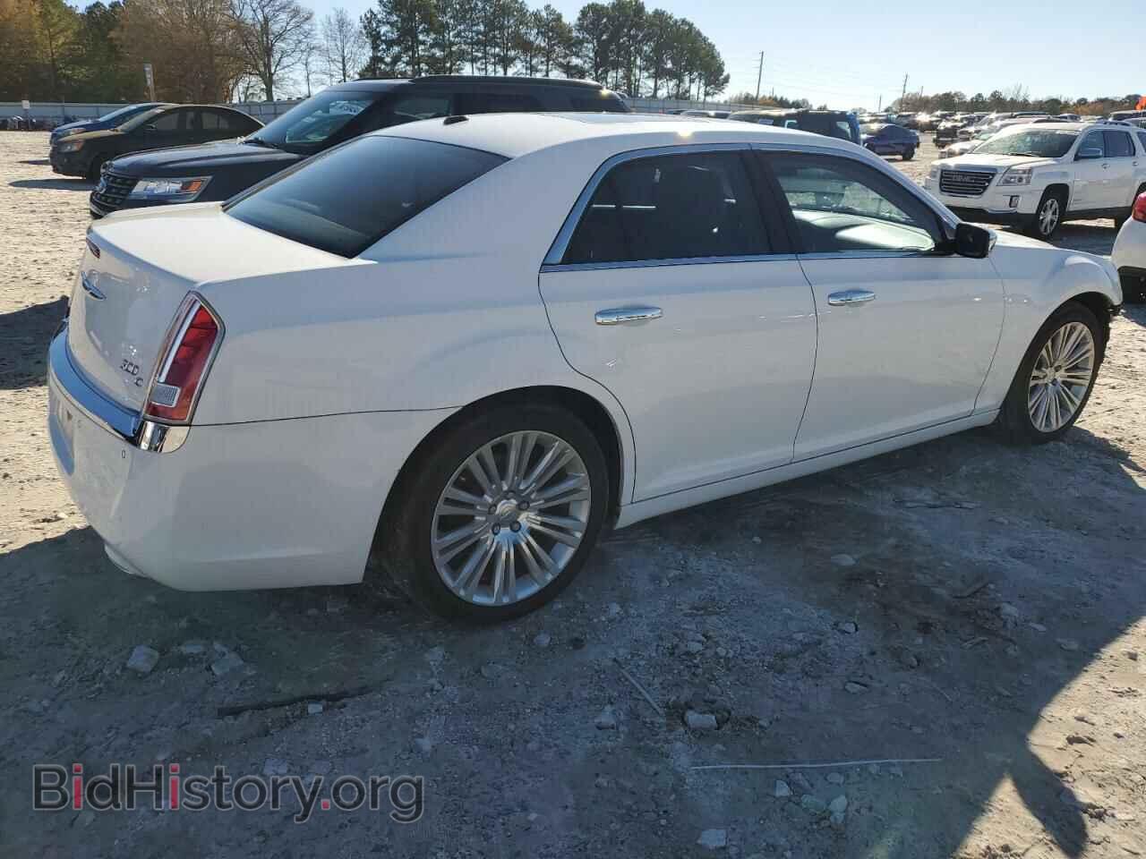2011 CHRYSLER 300 - VIN: 2C3CA6CT9BH594206 - Фото 3