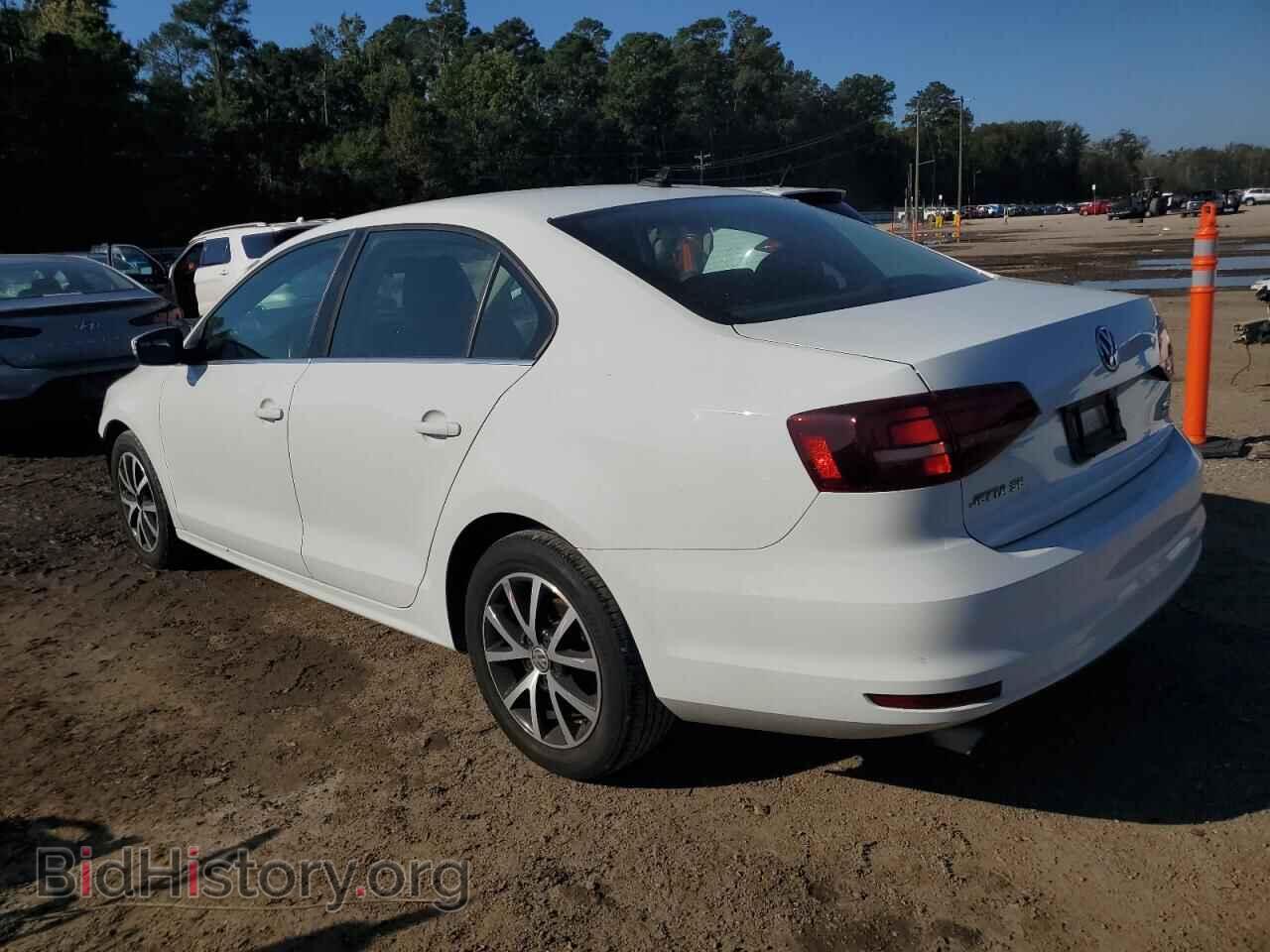 2017 VOLKSWAGEN JETTA - VIN: 3VWDB7AJ4HM222414 - Фото 2