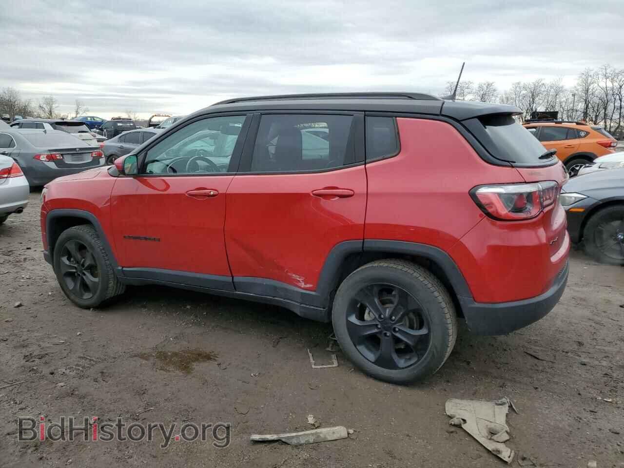 2018 JEEP COMPASS - VIN: 3C4NJDBB0JT394841 - Photo 2