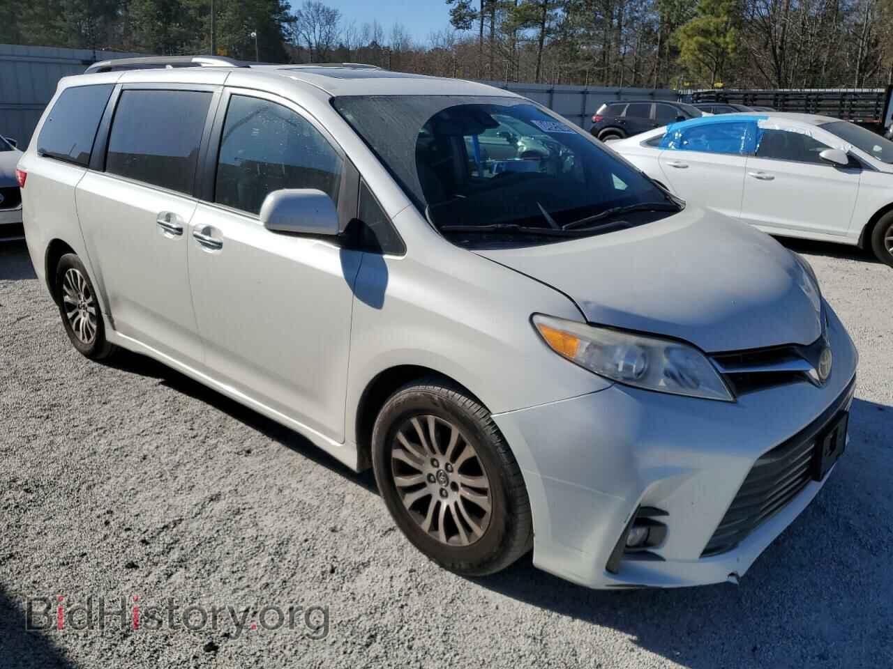 2018 TOYOTA All Models - VIN: 5TDYZ3DC7JS935609 - Фото 4