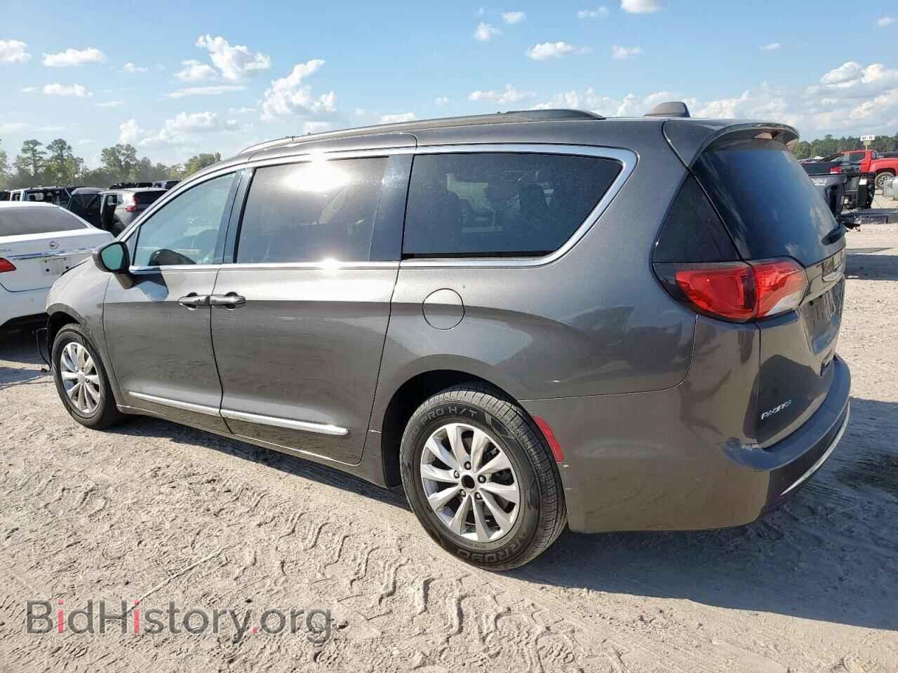 2017 CHRYSLER PACIFICA - VIN: 2C4RC1BG5HR733760 - Фото 2