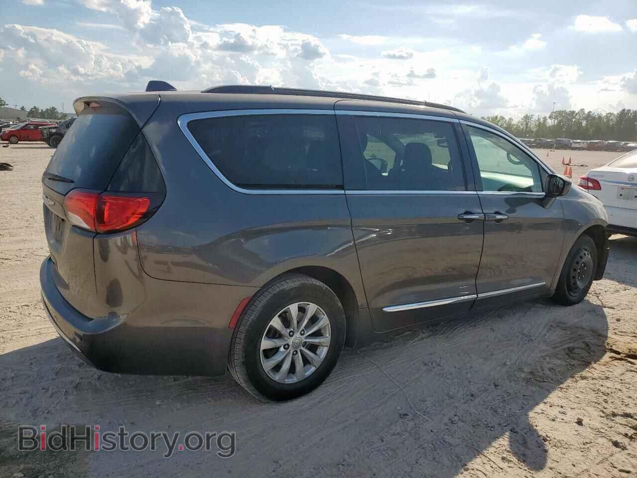 2017 CHRYSLER PACIFICA - VIN: 2C4RC1BG5HR733760 - Фото 3