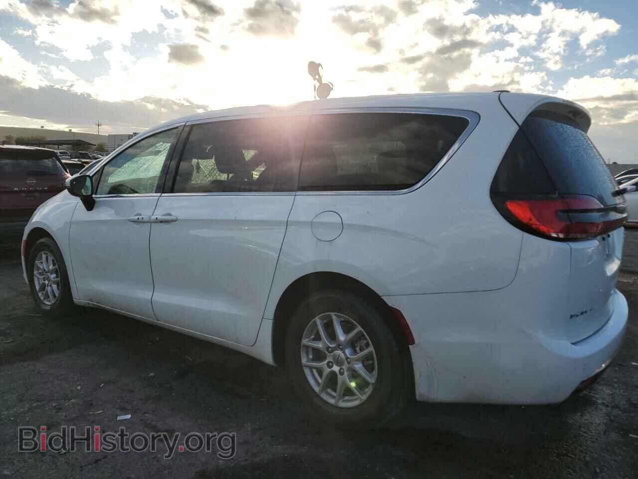 2023 CHRYSLER PACIFICA - VIN: 2C4RC1BG0PR515403 - Фото 2