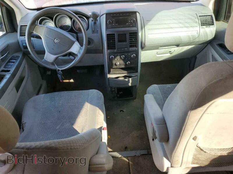 2010 Dodge CARAVAN (VIN 2D4RN3D17AR450395) — photo 8 of 13