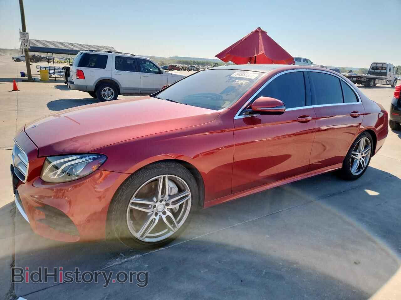 Фотография WDDZF4JB8HA046507 - MERCEDES-BENZ E-CLASS 2017