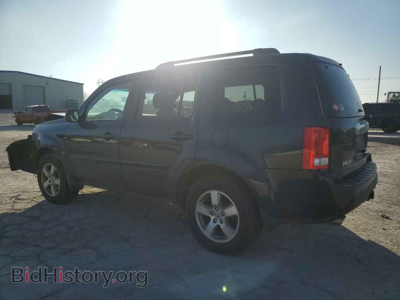 2011 HONDA PILOT - VIN: 5FNYF4H58BB072254 - Фото 2