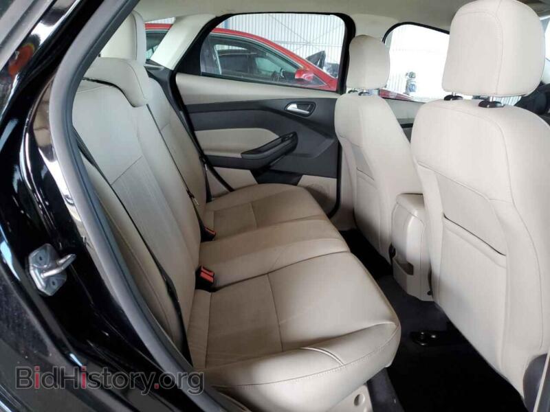 2016 Ford FOCUS (VIN 1FADP3K23GL276197) — фото 10 из 13