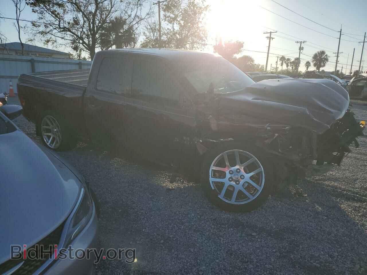 2018 RAM 1500 - VIN: 1C6RR6FT1JS305456 - Photo 4