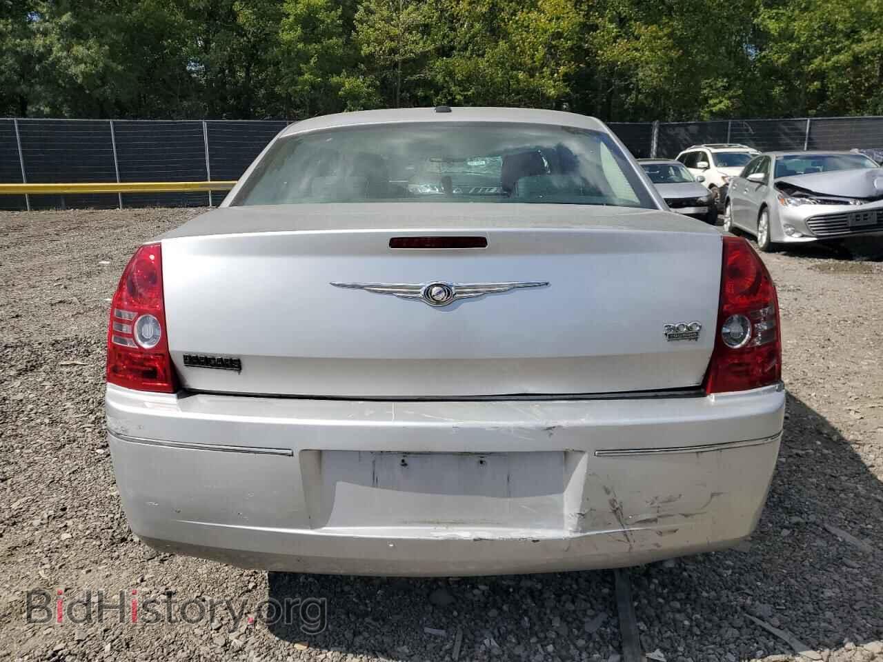 2010 CHRYSLER 300 - VIN: 2C3CA5CV0AH152067 - Фото 6