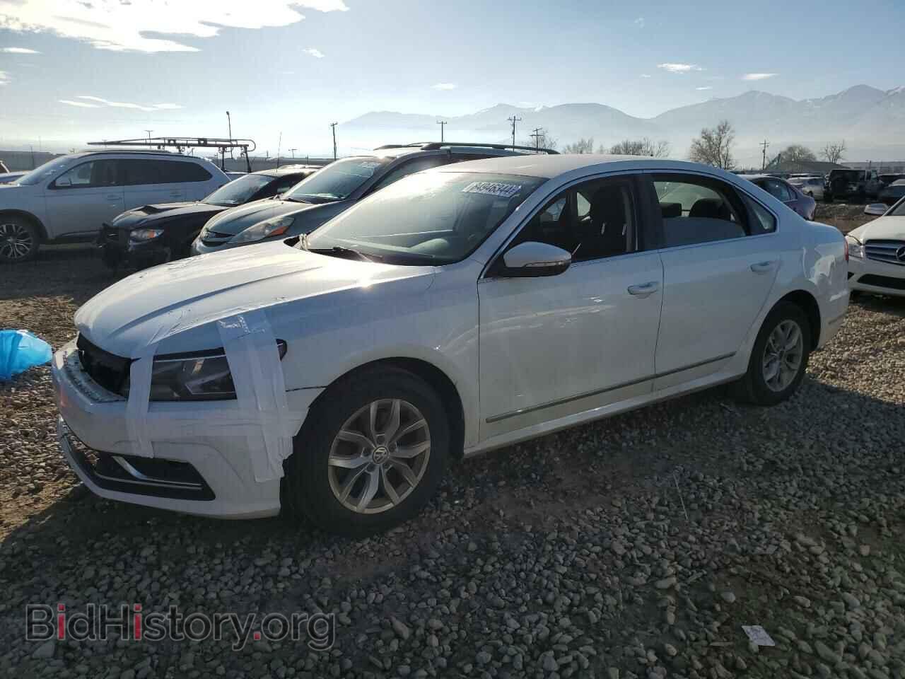 Фотография 1VWAS7A39GC025792 - VOLKSWAGEN PASSAT 2016