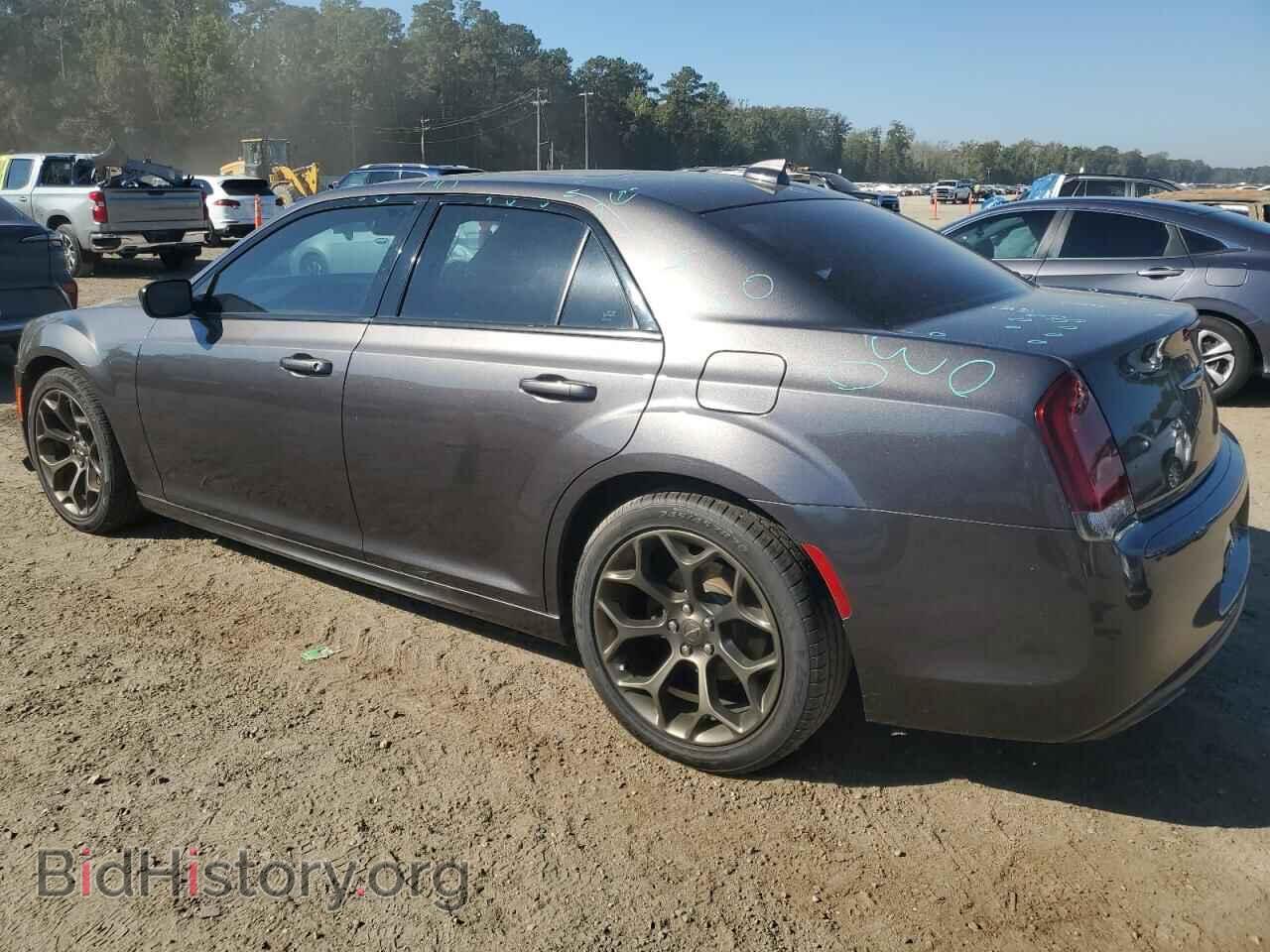2017 CHRYSLER 300 - VIN: 2C3CCABG2HH538571 - Фото 2