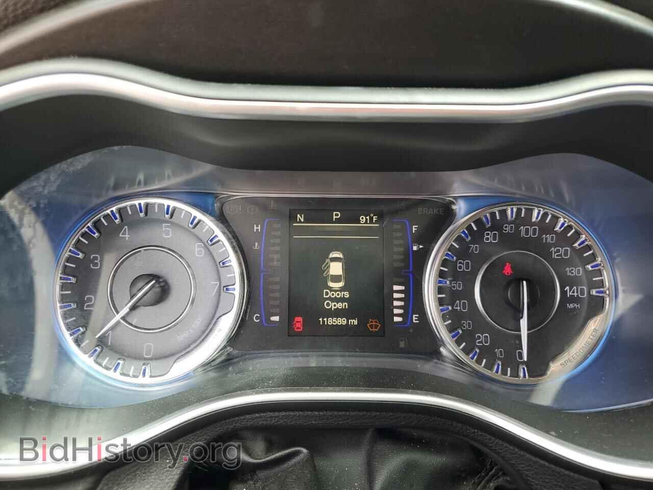 2017 CHRYSLER 200 - VIN: 1C3CCCAB4HN504415 - Фото 9