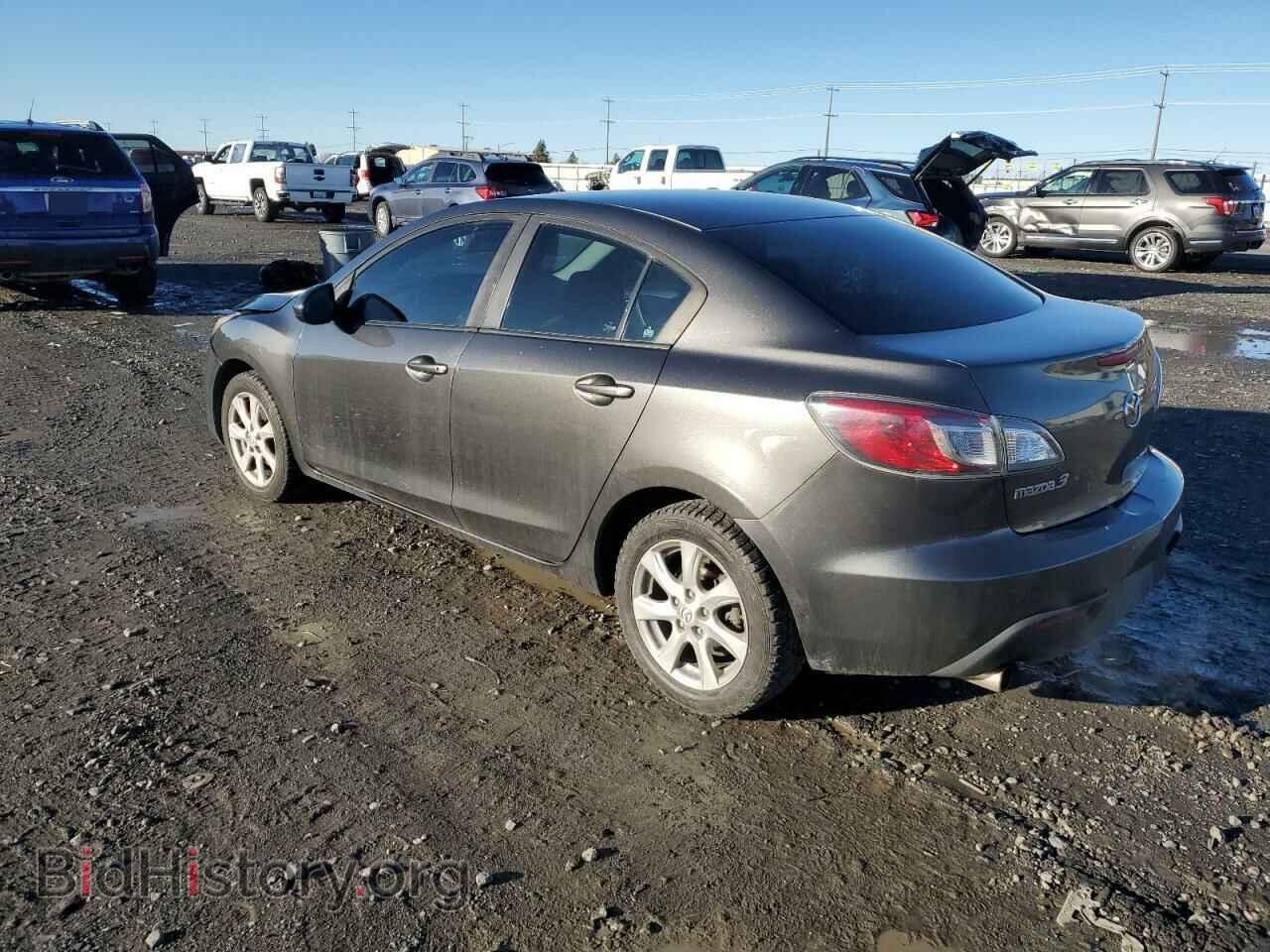 2011 MAZDA 3 - VIN: JM1BL1VF1B1472370 - Фото 2