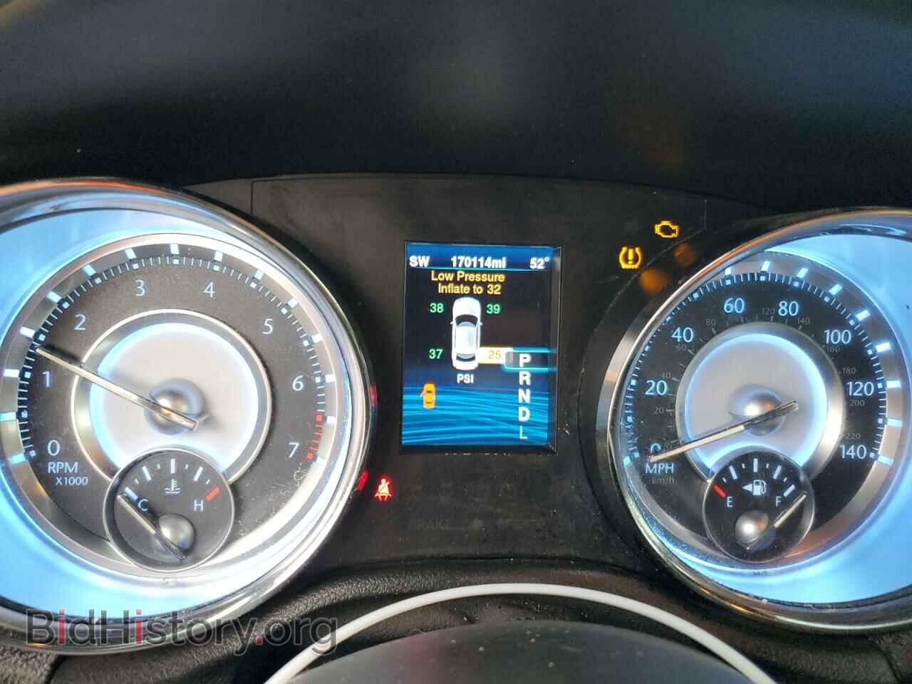 2014 CHRYSLER 300 - VIN: 2C3CCAAG9EH148127 - Фото 9
