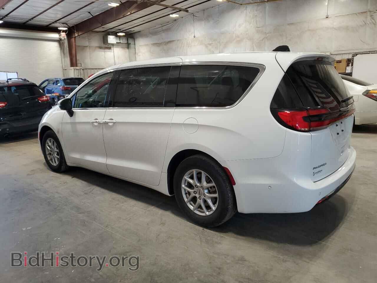2023 CHRYSLER PACIFICA - VIN: 2C4RC1BG2PR522630 - Photo 2