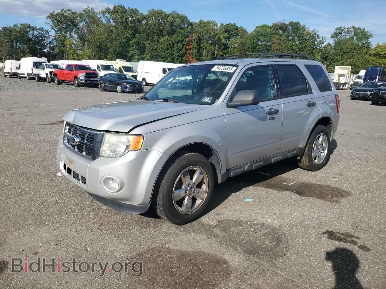 Фотография 1FMCU0D70BKB09151 - FORD ESCAPE 2011