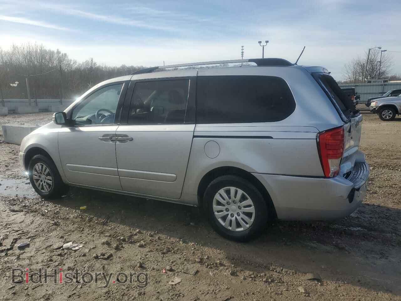 2011 KIA All Models - VIN: KNDMG4C79B6378038 - Photo 2