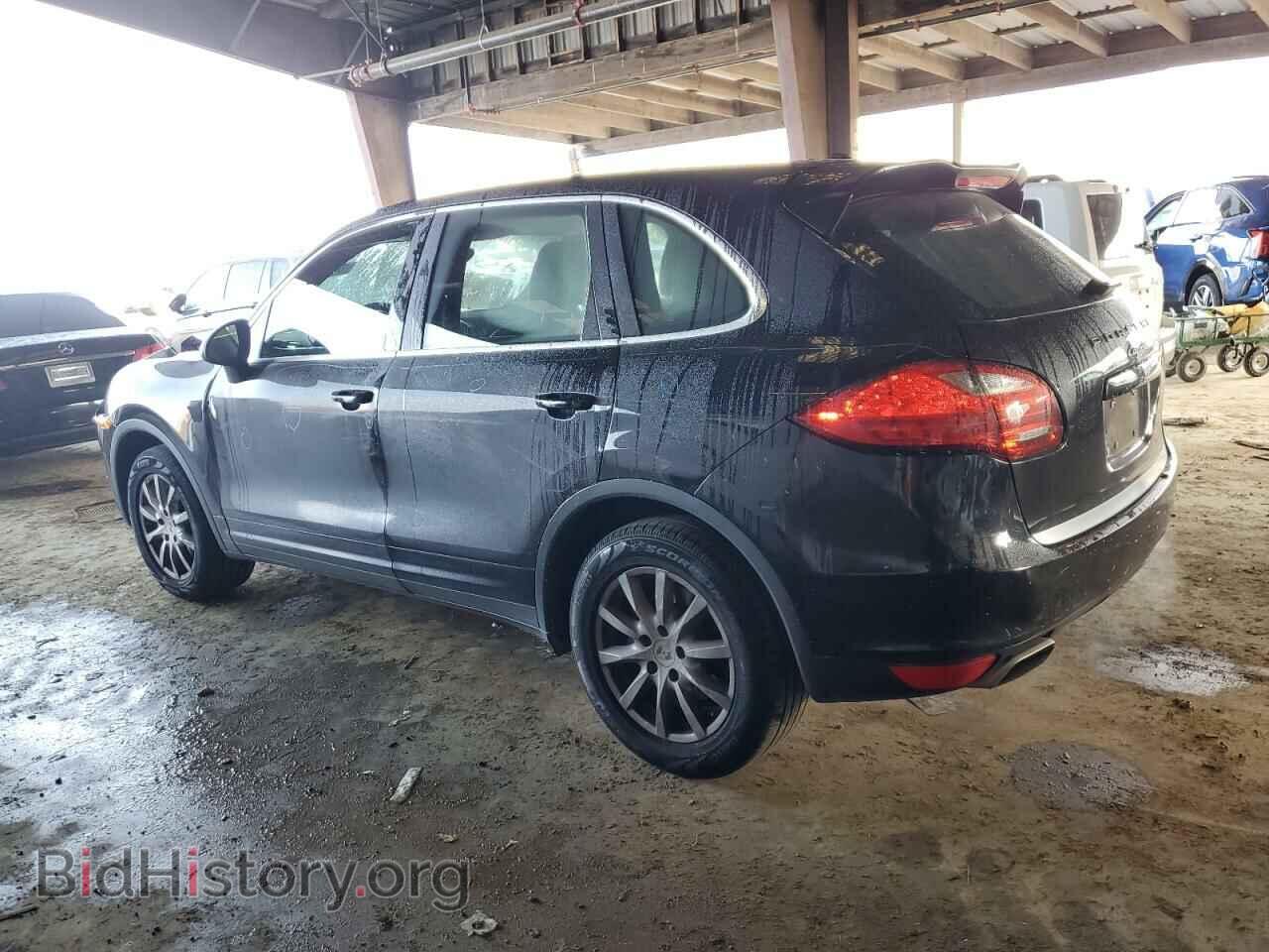2013 PORSCHE CAYENNE - VIN: WP1AA2A2XDLA03536 - Photo 2