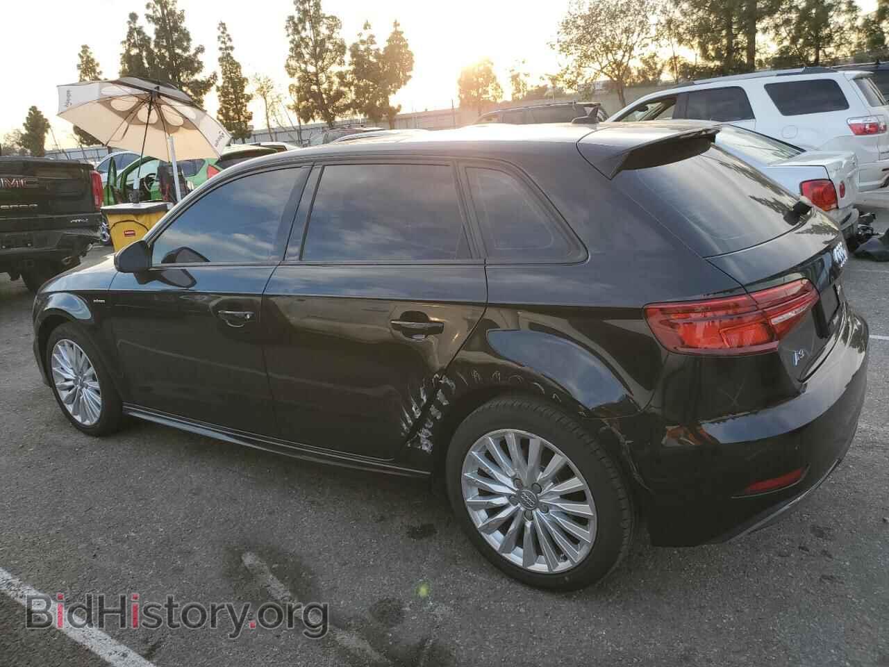 2018 AUDI A3 - VIN: WAUUPBFF8JA083383 - Фото 2