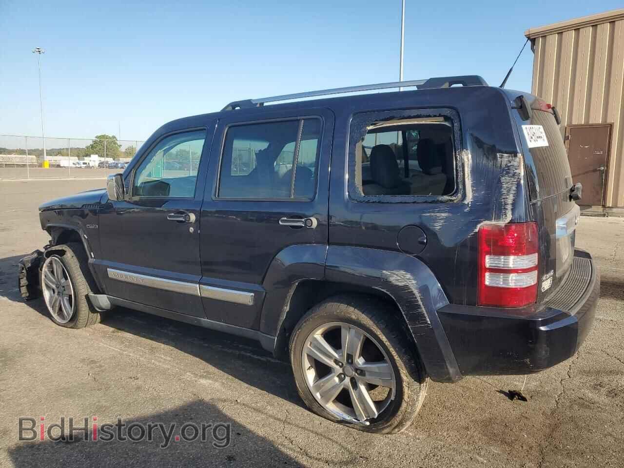 2011 JEEP LIBERTY - VIN: 1J4PN2GK2BW555559 - Фото 2