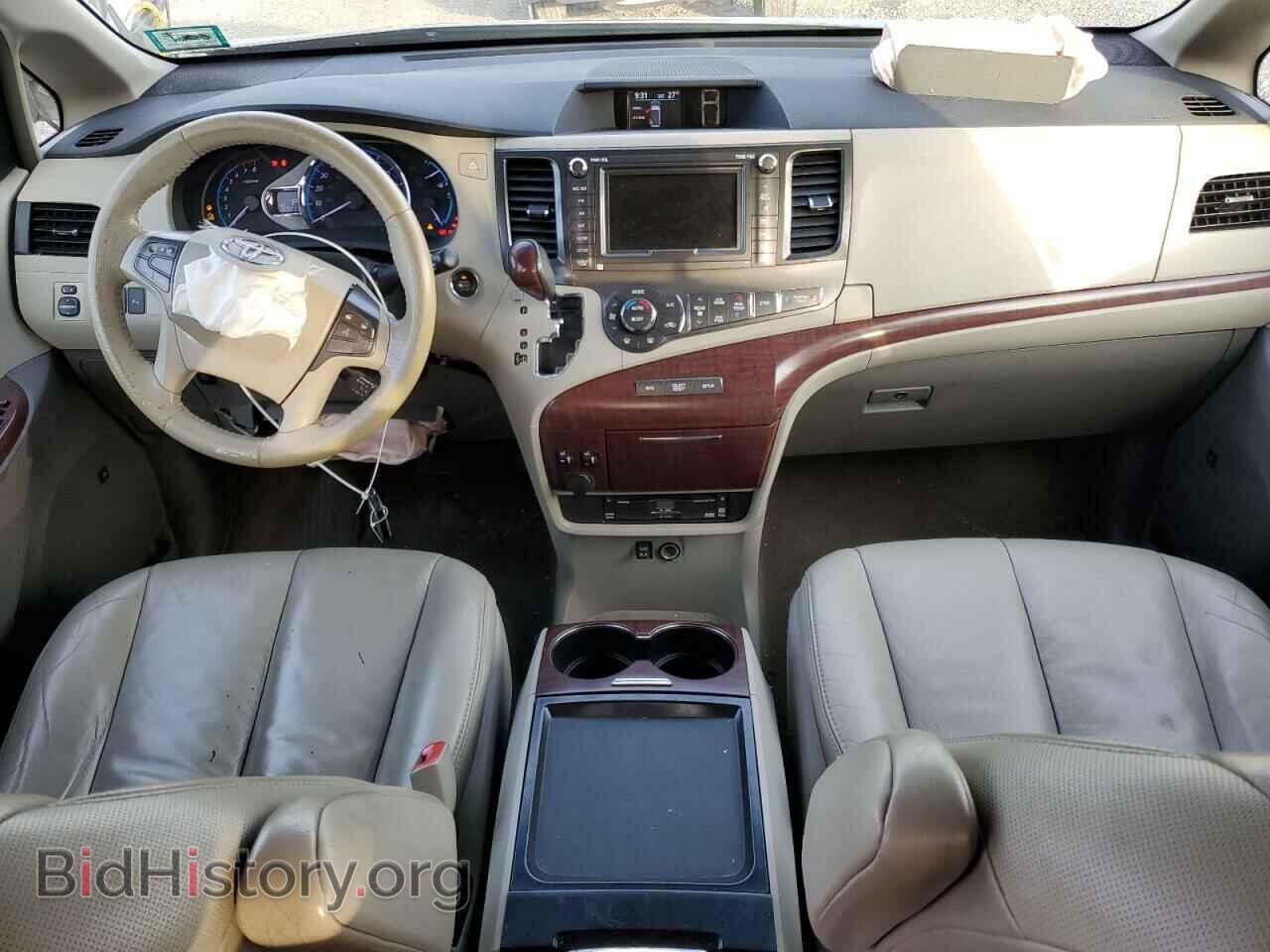 2011 TOYOTA All Models - VIN: 5TDDK3DC2BS025970 - Photo 8