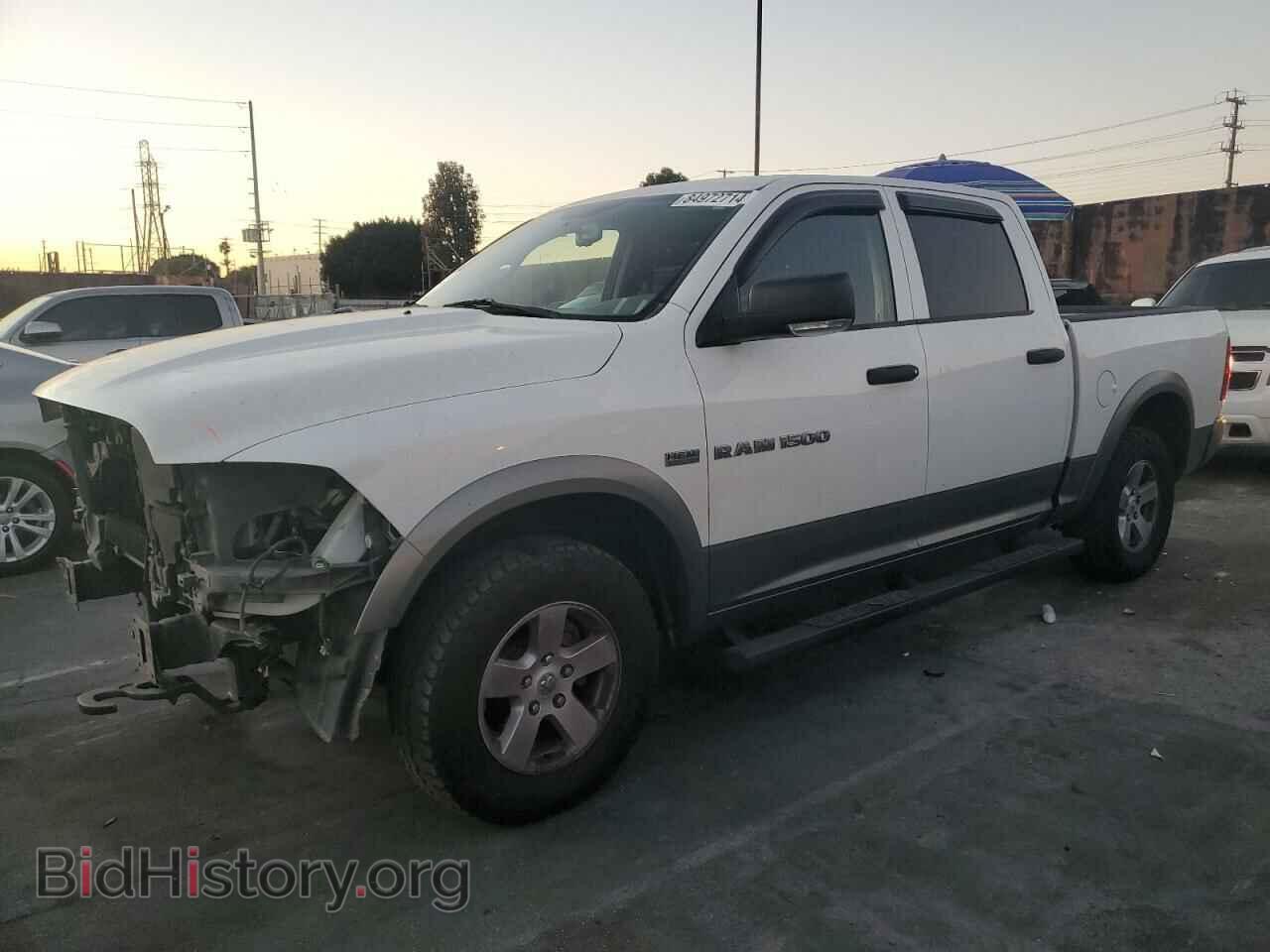 Photo 1D7RV1CT0BS577421 - DODGE All Models 2011