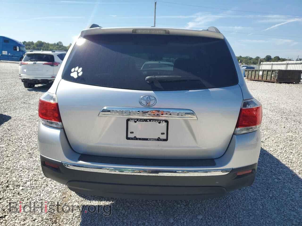 2011 TOYOTA HIGHLANDER - VIN: 5TDZK3EH4BS048151 - Фото 6