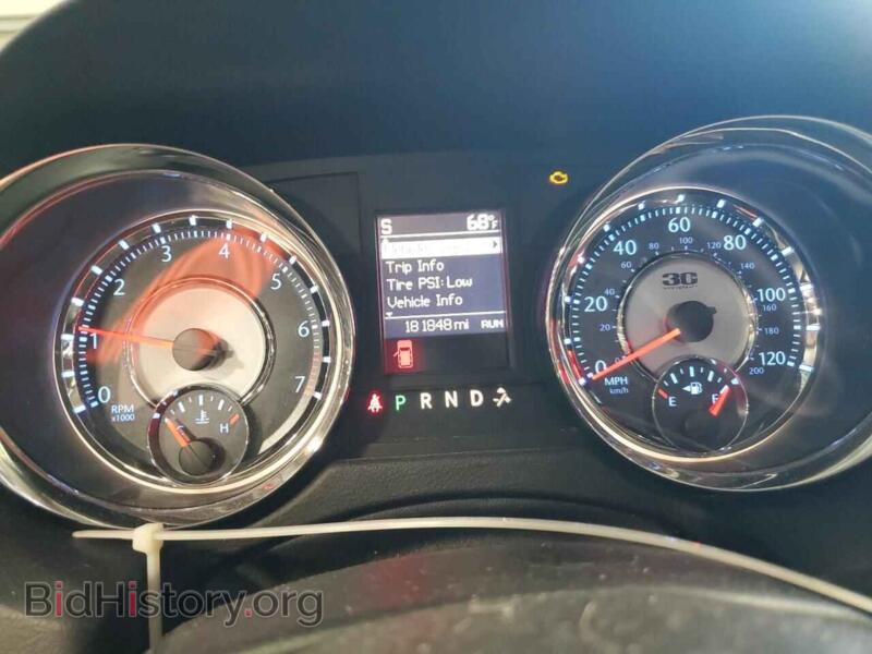 2014 Chrysler MINIVAN (VIN 2C4RC1CG2ER273001) — photo 9 of 15