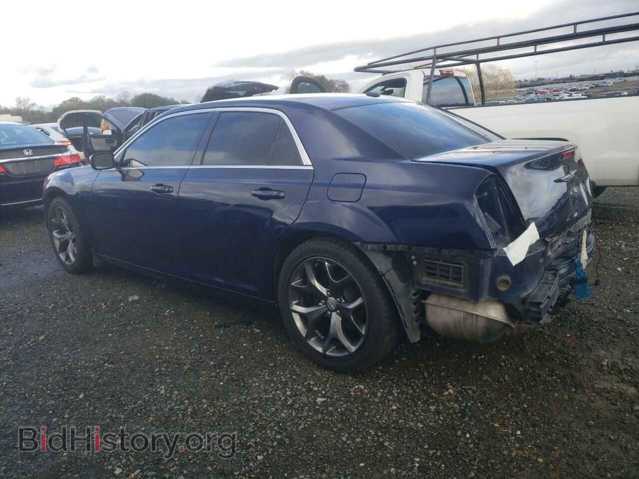 2013 CHRYSLER 300 - VIN: 2C3CCAAGXDH723057 - Фото 2