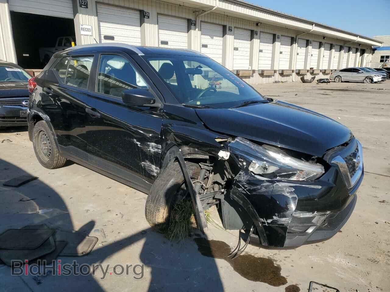 2019 NISSAN KICKS - VIN: 3N1CP5CU3KL545378 - Фото 4