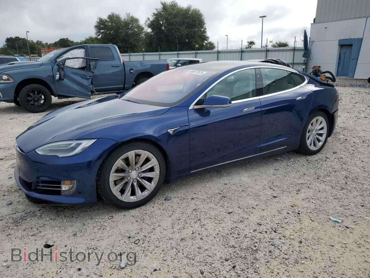 Фотография 5YJSA1E18HF218293 - TESLA MODEL S 2017