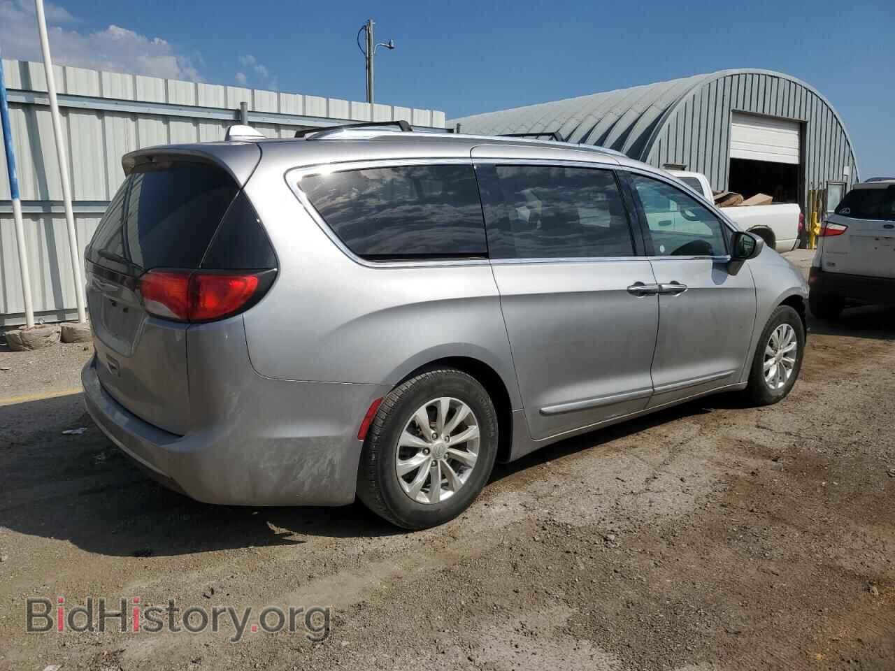 2018 CHRYSLER PACIFICA - VIN: 2C4RC1BG3JR211733 - Фото 3