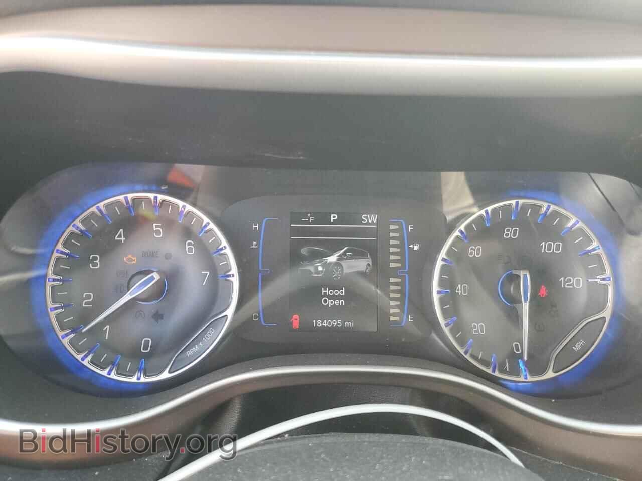 2018 CHRYSLER PACIFICA - VIN: 2C4RC1BG3JR211733 - Фото 9