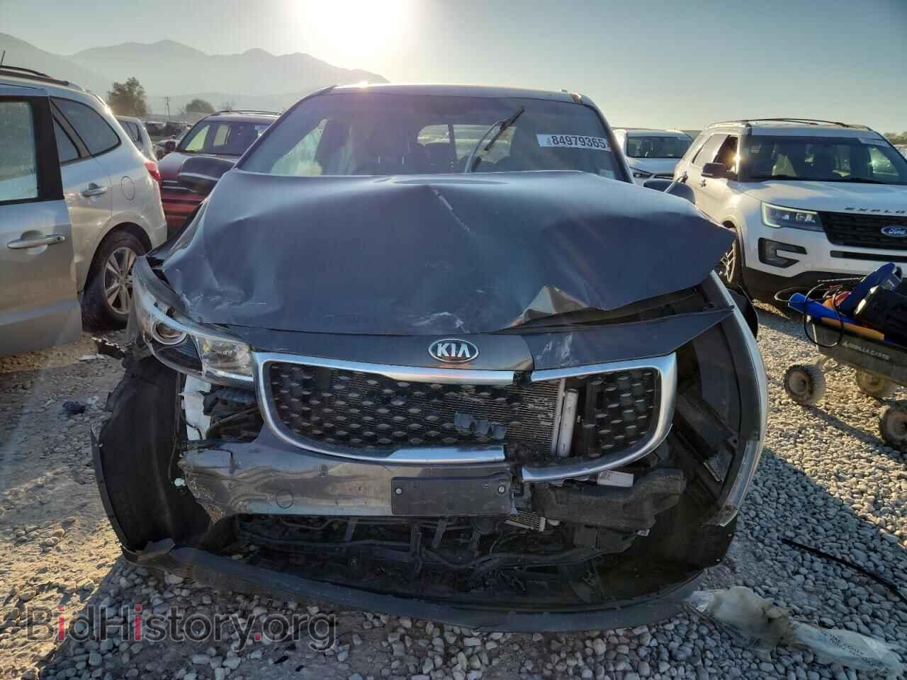 2017 KIA All Models - VIN: KNDMB5C14H6338832 - Фото 5