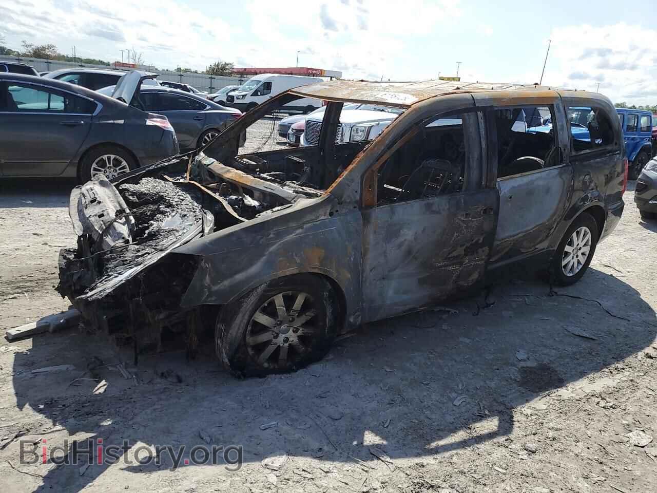 Photo 2A4RR8DG4BR714445 - CHRYSLER MINIVAN 2011