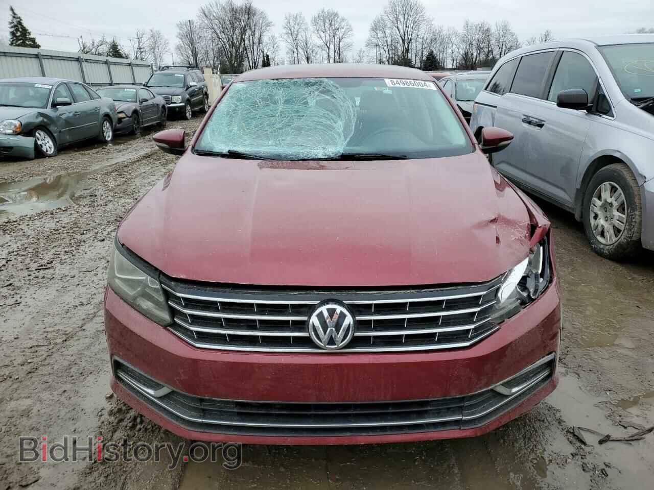 2016 VOLKSWAGEN PASSAT - VIN: 1VWAT7A32GC010970 - Фото 5