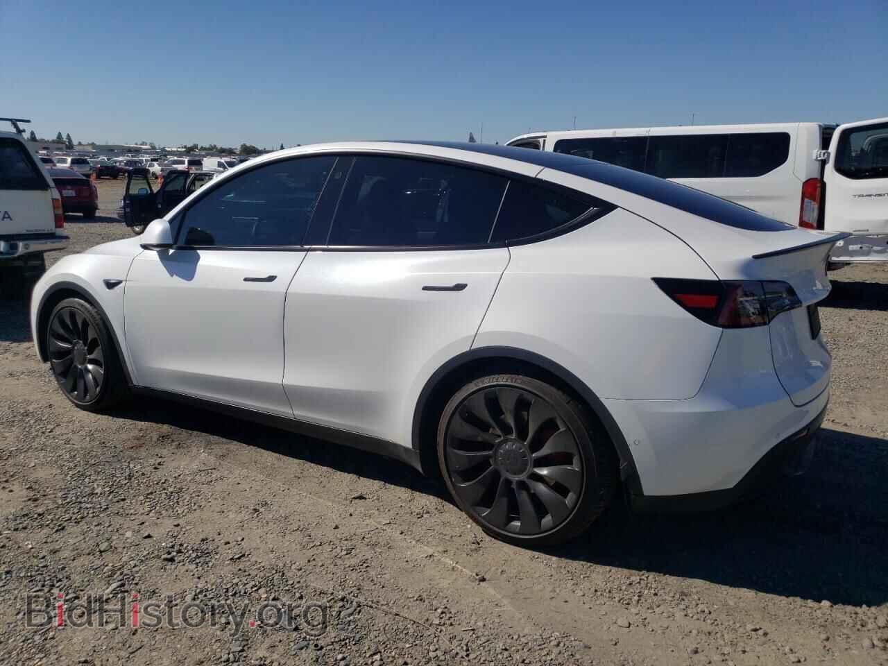 2021 TESLA MODEL Y - VIN: 5YJYGDEFXMF276468 - Photo 2