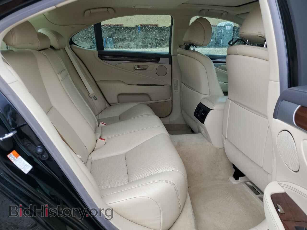 2016 LEXUS LS460 - VIN: JTHBL5EF9G5139713 - Photo 10
