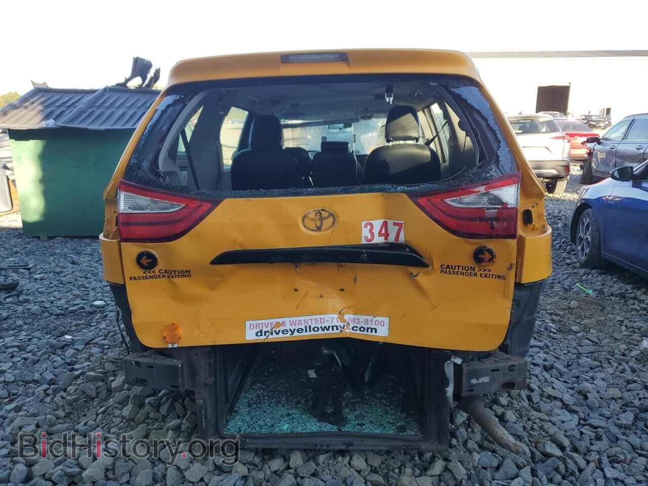 2017 TOYOTA All Models - VIN: 5TDZZ3DCXHS876473 - Фото 6